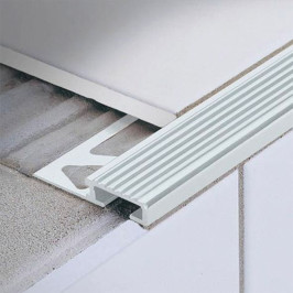 Profil | 2x270 cm | Nez de marche Alu Argent Anodisé