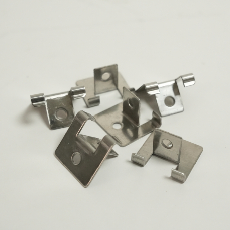 Toebehoren | 2.5x2.7 cm | Terrasplank Composiet - Eindclips 10 stuks